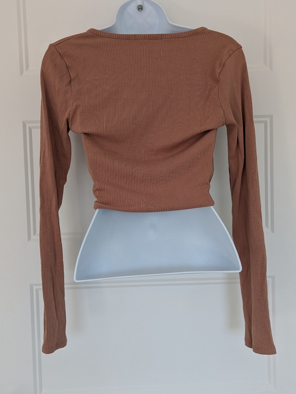 Active‎ USA Ribbed Twist Front Crop Top Brown Long Sleeve Size M - Picture 5 of 6